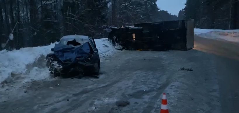 ГАЗель и легковушка столкнулись в Нижегородской области: трое пострадали - фото 1