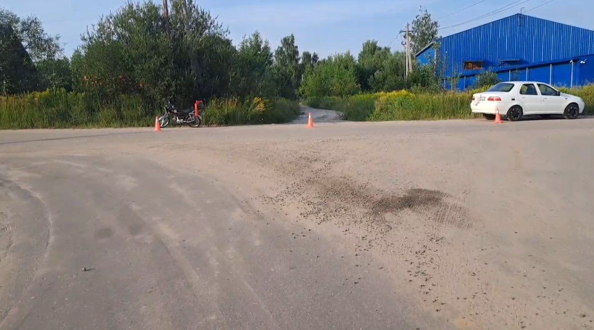 Мопедист пострадал в ДТП с легковушкой в Нижегородской области - фото 1