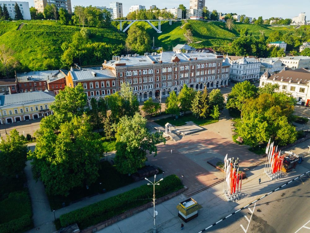 Площадь Маркина, сквер Свердлова и территорию у канатной дороги начали благоустраивать к 800-летию Нижнего Новгорода - фото 1