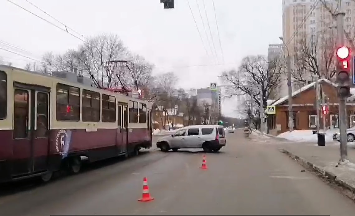 Нижегородца осудили за пьяное ДТП с пострадавшей пассажиркой трамвая - фото 1
