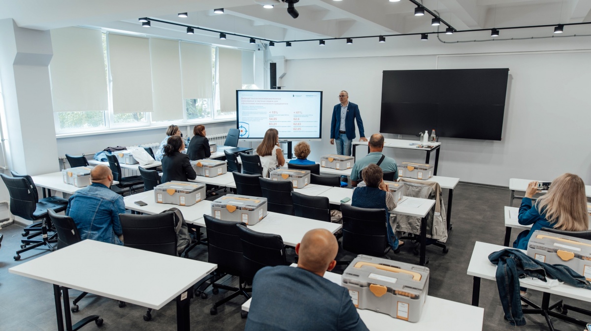 Курсы повышения квалификации в Мининском университете прошли 792 учителя физики - фото 1