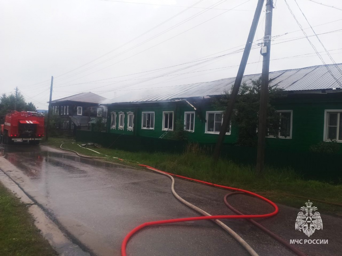 Пятерых человек спасли из горящего дома в Нижегородской области - фото 1