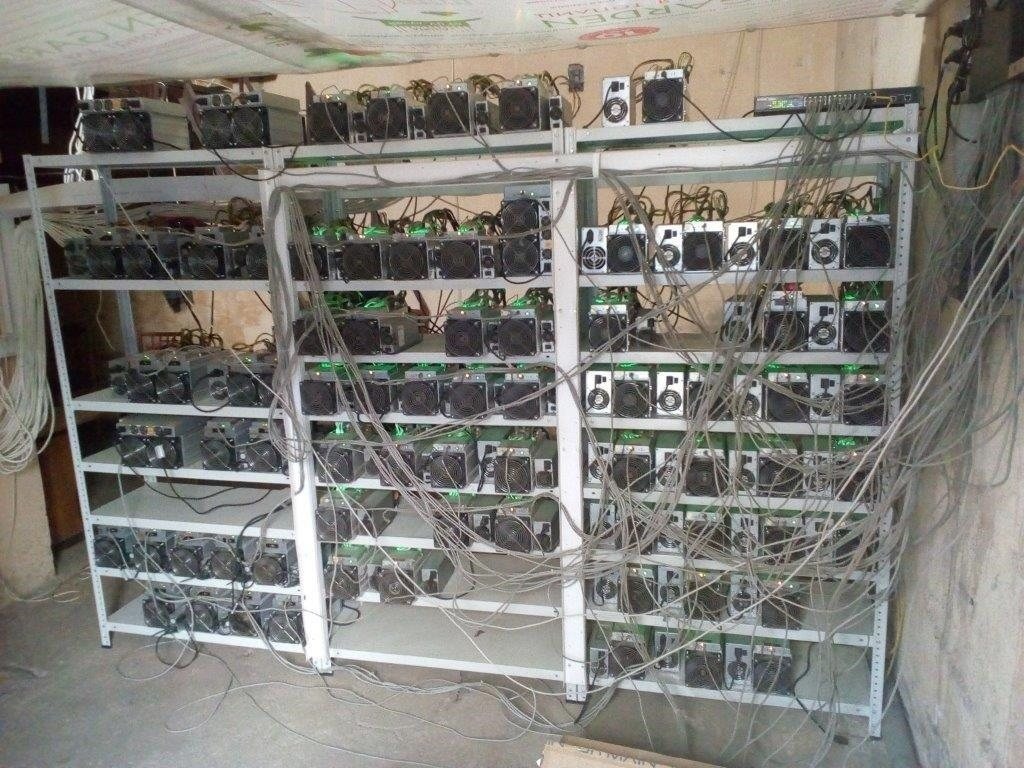 Майнинг. Ферма криптовалюты. Расход электроэнергии майнинг фермы. Асик ферма. Потребление майнинг фермы.