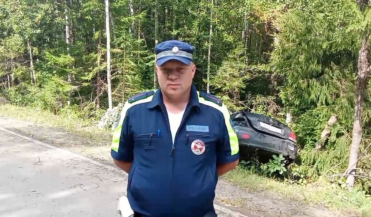 Легковушка улетела в кювет в Нижегородской области: есть погибший - фото 1