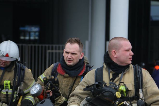 Вызванный взрывом пожар на стадионе &laquo;Нижний Новгород&raquo; учились обезвреживать сотрудники МЧС - фото 3