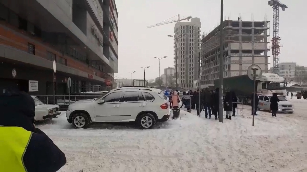 1200 человек эвакуировали из ТРК «Небо» днем 5 февраля в Нижнем Новгороде