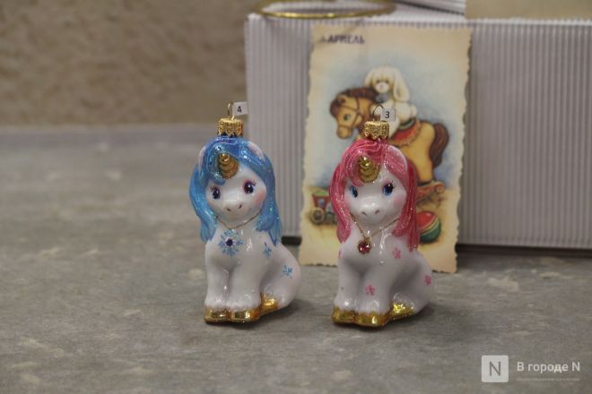 Волшебство из стекла: фоторепортаж с фабрики елочных игрушек в Нижнем Новгороде - фото 135