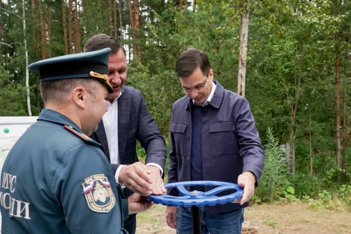 Мэр Юрий Шалабаев запустил новый водовод в Зеленом городе - фото 1