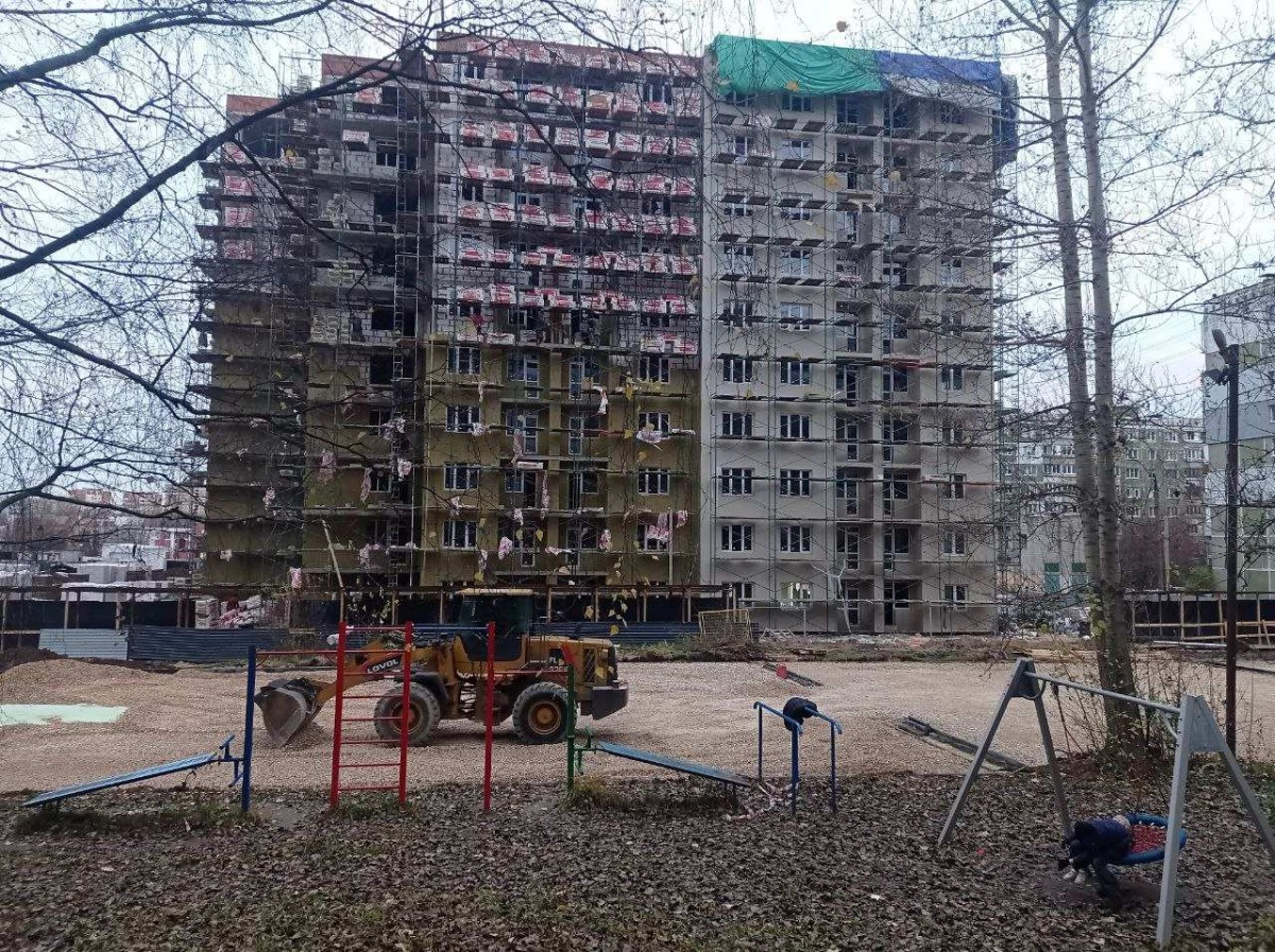 Нижегородцы возмущены неогороженной опасной стройплощадкой в Щербинках - фото 1