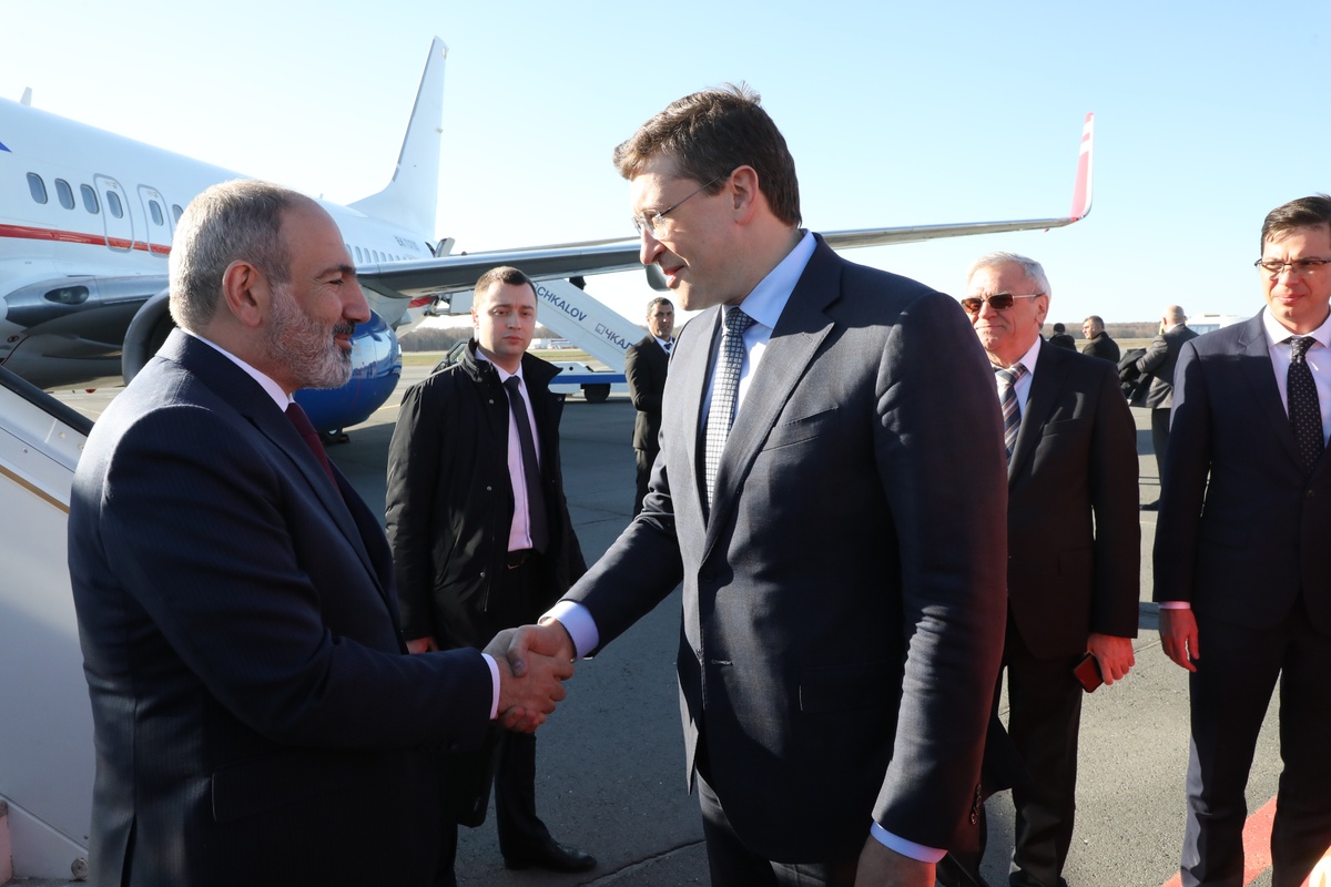 Премьер-министр Армении Никол Пашинян прибыл в Нижний Новгород - фото 1
