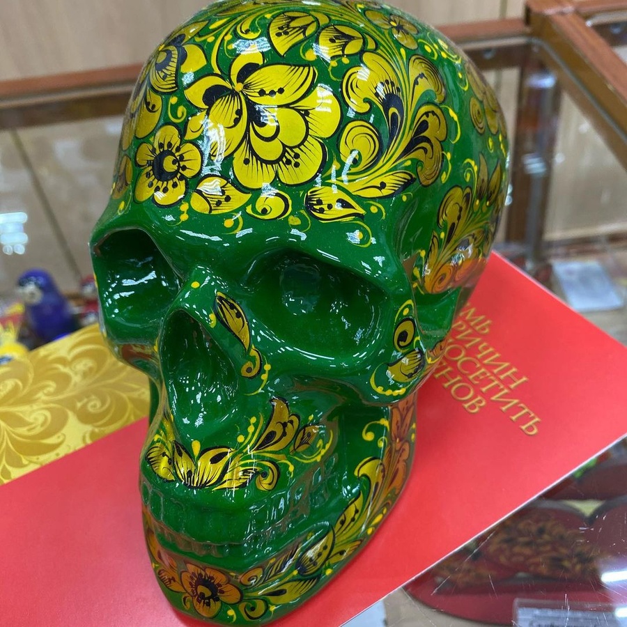 Расписанные хохломой черепа продают в Нижнем Новгороде - фото 1