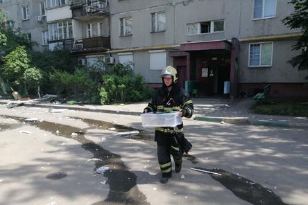 Змею эвакуировали из автозаводского дома, где взорвался газ