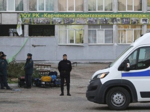 Путин связал трагедию в Керчи с расстрелами в американских школах