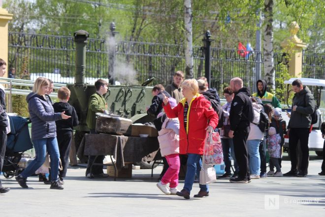 Без парада и салюта: как прошел День Победы в Нижнем Новгороде — фоторепортаж - фото 186