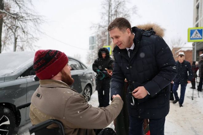 Троим нижегородским ветеранам СВО передали автомобили с ручным управлением - фото 2