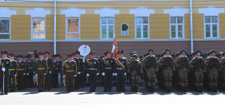 Парад в честь 73-й годовщины Победы прошел в Нижнем Новгороде (ФОТО) - фото 43